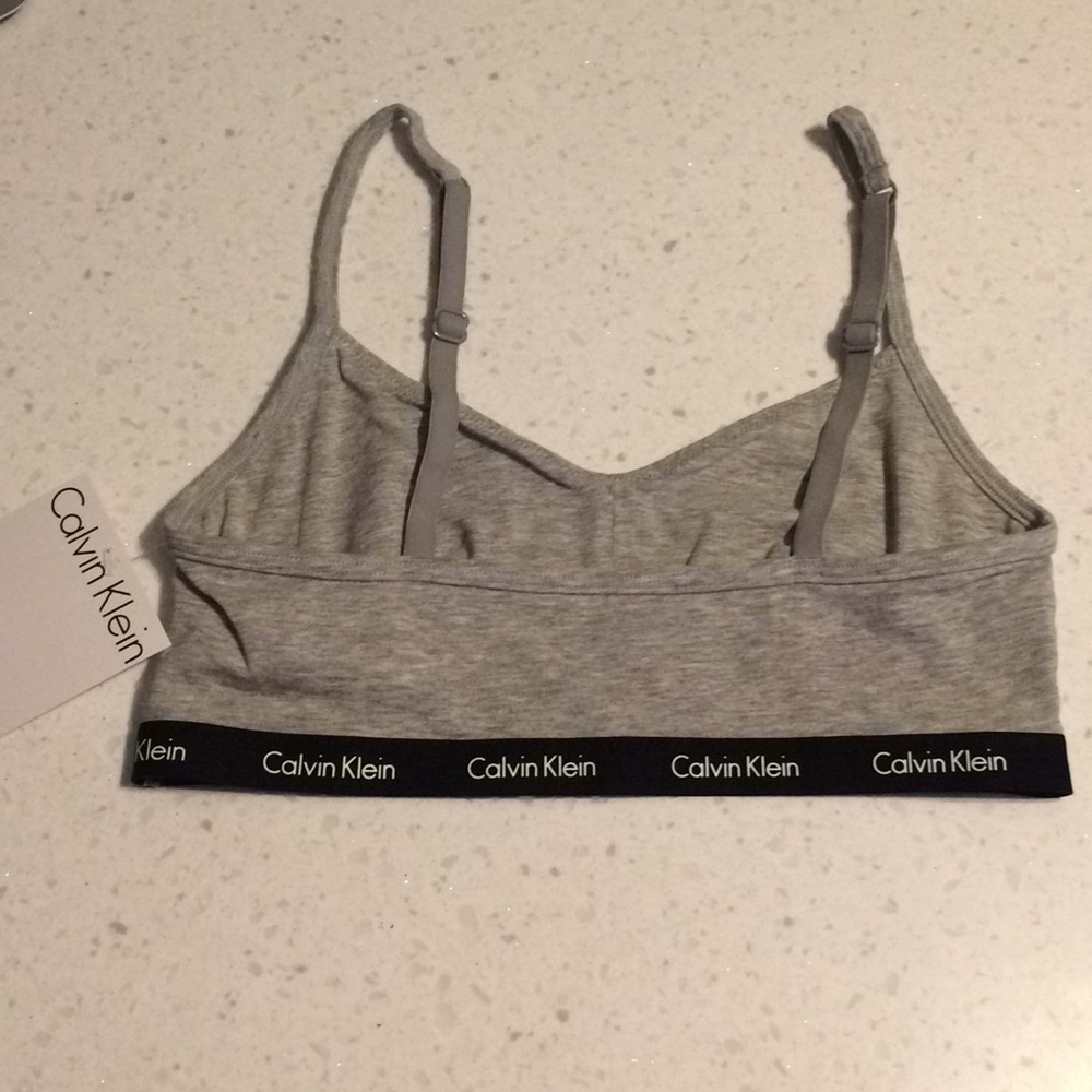 🔥LAST CHANCE🔥 Grey Calvin Klein Bralette - Picture 3 of 6
